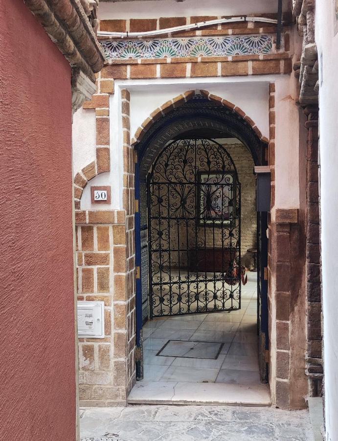 Suite Dona Ines Barrio Santacruz Севилья Экстерьер фото