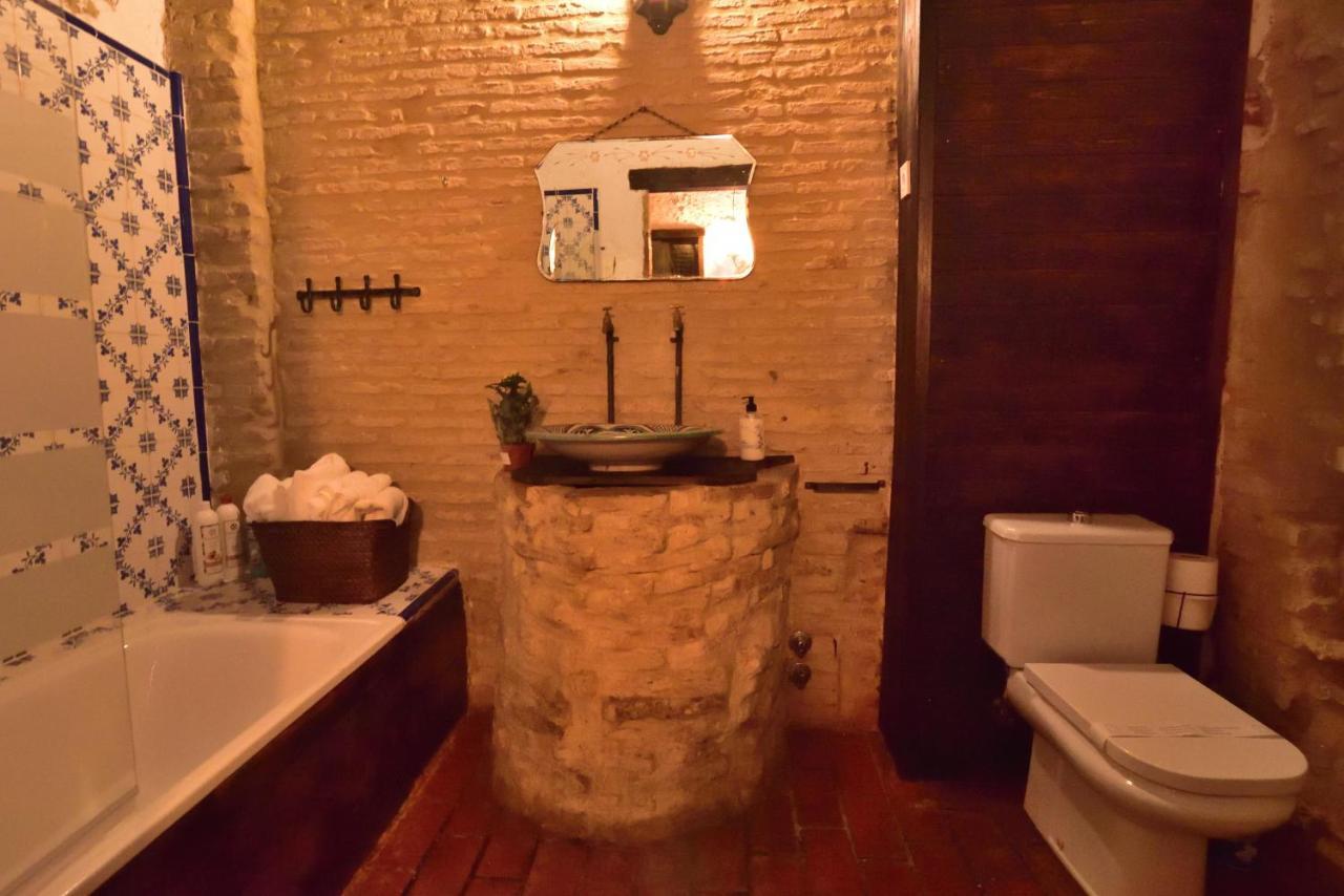 Suite Dona Ines Barrio Santacruz Севилья Экстерьер фото